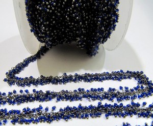 Cadena de cuentas de cuarzo zafiro azul tipo rondel de 1 pie y 2 mm, lisa, con racimo de uvas envuelto en alambre para fabricación de joyas de latón - Product Image 2