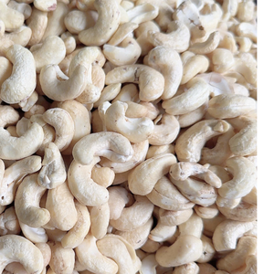 เม็ดมะม่วงหิมพานต์คั่วแบบดิบ ออร์แกนิค คุณภาพดี ราคาถูก ขายดี ขนาด W320 W450 ซานติโก พร้อมบริการตัดตามขนาดที่ต้องการ - Product Image 1