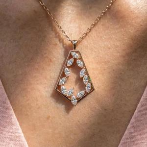 Collar con Colgante Geométrico de Diamante Corte Marquesa en Oro Rosa de 14K, Colgante Floral Moderno y Minimalista, Joyería Fina para Regalo - Product Image 1