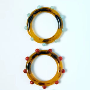 Servilleteros de resina de concha de tortuga con cuentas decorativas, servilletero colorido para mesa de comedor, decoración elegante para el hogar - Product Image 1