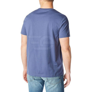 T-shirt uni léger pour homme, fabriqué avec un tissu respirant pour des journées d'été confortables, 100 % coton - Product Image 6