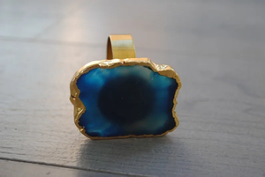 Anneaux de serviette en agate colorée, design classique en agate dorée, acier inoxydable écologique, décoration de table de mariage par FAIZA CRAFT - Product Image 6
