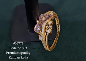 กำไลข้อมือ Kundan Kada05774 ชุบทอง ประดับเพชรทรงรี สำหรับงานหมั้นและงานแต่งงาน ผู้หญิง - Product Image 3
