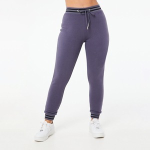 Pantalons de survêtement de haute qualité pour hommes et femmes, pantalons amples de style streetwear, pantalons de survêtement avec logo personnalisé imprimé - Product Image 5