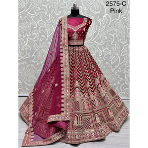 Collections de velours de vêtements de mariée indiens pour la mariée avec le travail de Zarkhan par Fabzone - Product Image 4