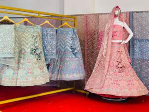 Chef-d 'œuvre de Hinda Designer Saree de mariée Filet à séquence lourde Dupatta avec pierres de Zarkan et diamants complets pour les mariages indiens - Product Image 6