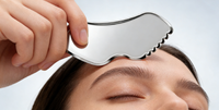 Outil facial Gua Sha en acier inoxydable de haute qualité, léger, personnalisable, facile à tenir, best-seller pour le bien-être quotidien