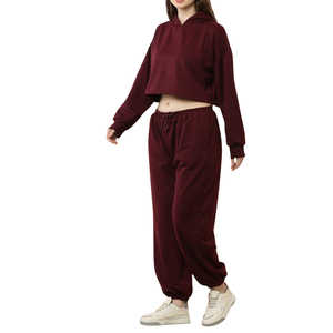 Conjuntos de chándal de diseño al por mayor para niñas, ropa deportiva, pantalones de chándal, ropa de mujer, chándal corto - Product Image 6