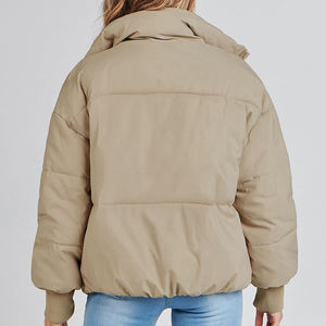 Vestes matelassées respirantes pour femmes, très demandées, en vente en ligne, tendance, faible MOQ, chaudes pour l'hiver - Product Image 3