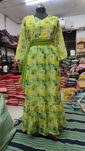 Meilleure qualité pour Unique nouveau beau costume de créateur sur haevy Faux Georgette tissu avec impression intérieure et numérique et travail à la main - Product Image 6