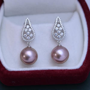 Boucles d'oreilles en perles rondes blanches d'eau douce de 11-12 mm pour femmes, argent S925, nœud, pendentifs avec une forte brillance et de légères imperfections - Product Image 4