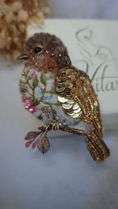 High Quality Embroidery Beaded Brooch Handcrafted Designer Jewelry with Beautiful Bead Embellishments - Product Image 4