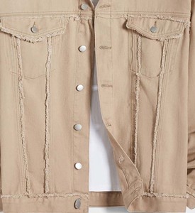 Veste en jean pour homme avec bordure brute, fermeture boutonnée, coupe ample, style décontracté - Product Image 3
