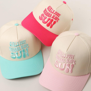 หมวกเบสบอลปักลาย Girls Just Wanna Have Sun สำหรับผู้หญิง หมวกลำลองสำหรับฤดูร้อนและชายหาด ทรง 6 แผง สีชมพูและครีม - Product Image 3