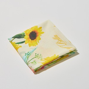 [K-ESSENTIALS] Mouchoir essentiel quotidien en coton 60s, 50x50cm, motif fleur jaune, tissu doux, écharpe enveloppante - Product Image 2