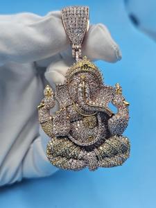 จี้เพชรพระพิฆเนศสุดหรูขายดีที่สุด ของขวัญที่สมบูรณ์แบบสำหรับวันพระพิฆเนศหรืองานแต่งงาน มีจำหน่ายในราคาที่ดี - Product Image 3