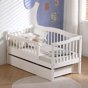 Letto per Bambini FCH in Pino Verniciato Bianco con Cassetto Inferiore e Design con Recinzione Verticale Laterale per Bambini - Product Image 1