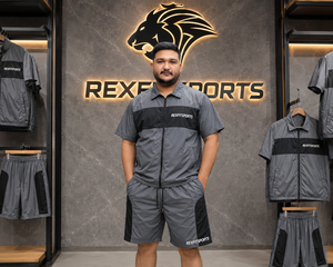 REXFIT SPORTS 2026 ชุดกีฬาแขนสั้นผ้าไนลอนสีเทาเหล็กสำหรับผู้ชายแบบกำหนดเอง เสื้อซิปเต็มตัวและกางเกงขาสั้น ชุดออกกำลังกายแบบสั่งทำ - Product Image 5