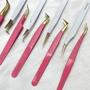 Pince à cils double couleur TEEJAY Lashaholic en acier inoxydable, pointe de précision lisse, manche rose, logo personnalisé, tension douce - Product Image 1