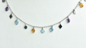 Collar Colgante de Plata de Ley 925 con Múltiples Piedras de Topacio Azul Suizo, Citrino Miel y Amatista Terciopelo, Diseño Prado de Flores Silvestres - Product Image 4