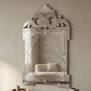 Elegante Espejo de Pared Estilo Barroco Veneciano |   Espejo Decorativo de Estilo Antiguo para Sala de Estar de Lujo, Vestíbulo de Hotel y Decoración de Interiores - Product Image 1
