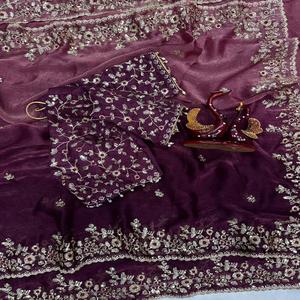 Sari en soie pour femme adulte avec rembourrage Crush Padding Space, orné de belles broderies et de paillettes, et chemisier en soie non cousu - Product Image 1