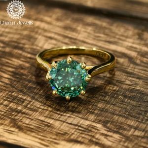 Anillo de Compromiso Charm_Jewells con Moissanita Corte Cojín, Oro Amarillo, Engaste de Garras, Estilo Clásico para Mujer, Certificado IGI, 3 GM - Product Image 1