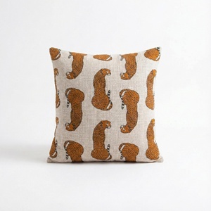 Última Colección de Fundas de Cojín de Algodón con Estampado de Tigre para Decoración de Sofá - Product Image 1