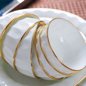 ชุดจานชามและจานเครื่องใช้บนโต๊ะอาหารเซรามิกสีทอง70ชิ้นชุดเครื่องใช้บนโต๊ะอาหารสุดหรู - Product Image 2