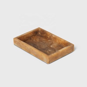 Plateau de service artisanal en résine, plateau de rangement rectangulaire en résine sur mesure, style moderne pour table de chambre privée et décoration intérieure. - Product Image 4