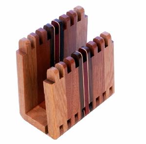 Porta servilletas rectangular de madera, tamaño mediano, material de madera maciza, acabado marrón liso. - Product Image 3