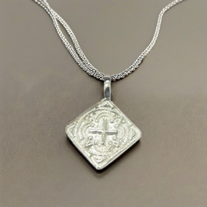 Plata 925 moneda cuadrada colgante encanto diseño colgante venta al por mayor joyería fábrica en Tailandia - Product Image 1