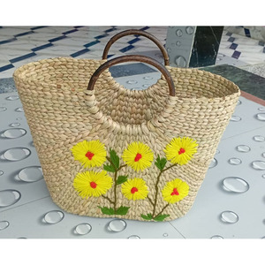 Sac fourre-tout moderne et élégant en coton blanc fait main pour femme, avec franges nouées, pochette d'été, bandoulière, grande capacité pour usage quotidien - Product Image 1
