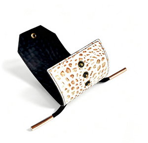 กระเป๋าสตางค์หนังแท้ลายนูน Croco ยี่ห้อ Castello รุ่นบางยาว พร้อมคลิปหนีบเงินแม่เหล็ก กระเป๋าสตางค์หรูสำหรับผู้ชาย สั่งทำโลโก้ได้ - Product Image 3