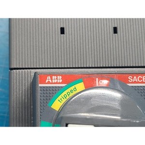 ABB SACE T3N Usado como está, piezas de equipos semiconductores de segunda mano - Product Image 6
