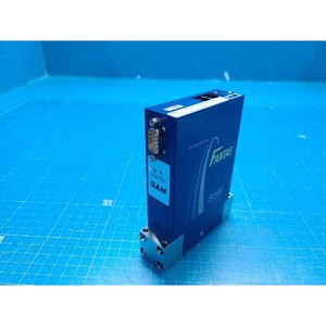Controlador de Flujo Másico Hitachi SFC2480FA MC-4SAGTBL COS 30SCCM SAM Usado Como Está, Piezas de Equipos Semiconductores Legados - Product Image 4