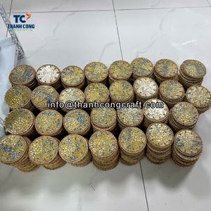 Vajilla sostenible al por mayor para comedor, cafetería, decoración de hotel, posavasos de mosaico de concha clásica hechos a mano, borde de ratán, trabajo artesanal de Vietnam - Product Image 5