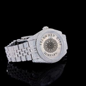 Reloj de Lujo para Hombre con Diamantes Moissanite, Cuarzo Analógico, Cristal de Zafiro, Movimiento ETA, Resistente al Agua 10m, Cierre Oculto - Product Image 2