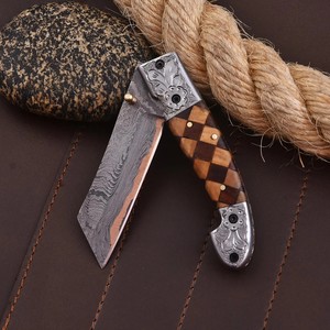 Cuchillo plegable de cobre damasco forjado a mano con mango de madera y clip de bolsillo, funda de cuero, cuchillo de caza EDC personalizado CuMai. - Product Image 3