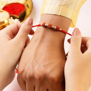 Conjunto de Anillo y Collar Rudraksh con Bendición de Shiva, Plata de Ley 925, Minimalista, Unisex, Regalo de Rakhi para Hermano o Hermana, Rakshabandhan - Product Image 3