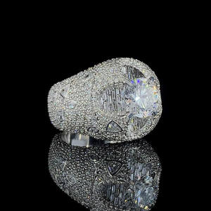 Anillos Estilo Iced Out con Corte Redondo, Anillo de Compromiso y Boda con Diamante Moissanite para Mujer, Plata de Ley 925, Joyería Hip Hop Unisex - Product Image 2