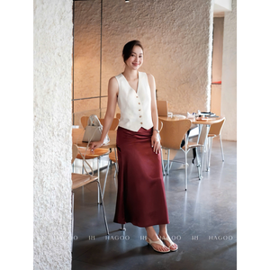 CV689 Private Label Women High Waisted Burgundy Silk <b>Mermaid</b> <b>Skirt</b> Supplier - Product Image 4
