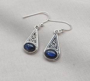 Boucles d'oreilles clous en argent sterling 925 avec labradorite bleue, bijoux bohèmes certifiés IGI, plaquées or, cadeau d'anniversaire ou de fête - Product Image 5