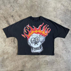 LOGOTIPO personalizado al por mayor recortada camiseta hombres Boxy camiseta gráfica camisetas peso pesado estampado Streetwear camiseta fabricantes - Product Image 1