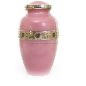Urnes funéraires en laiton classiques et de haute qualité avec un beau design couleur or et noir fini pour les cendres humaines - Product Image 3