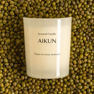 Bougie d'aromathérapie haut de gamme AIKUN avec orange sanguine Tarocco et basilic citronné, en pot de verre, parfumée et épicée, pour commandes OEM en gros - Product Image 1