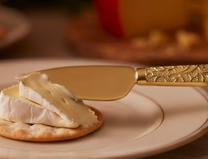 Trending Golden <b>Cheese</b> <b>Knife</b> <b>Set</b> With Leaf Pattern Stainless Steel High Quality Eco Friendly For Kitchenware Tableware And Hotel - Product Image 6