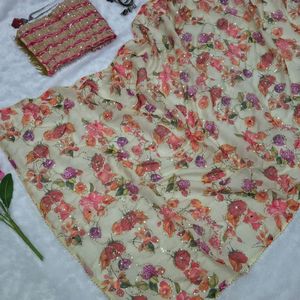 Sari de seda Tabby de primera calidad con un hermoso estampado integral, elegantes lentejuelas y auténtico trabajo con espejos, diseñado para brindar una experiencia única. - Product Image 6