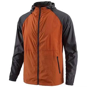 Veste coupe-vent légère pour homme, imperméable, noire, avec fermeture éclair, équipement de plein air, sur mesure, en vente - Product Image 5