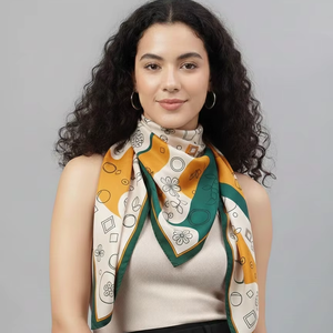 Foulards carrés légers de qualité supérieure Impression numérique personnalisée Tissu doux Accessoires de mode élégants Parfait pour les commandes en gros - Product Image 1